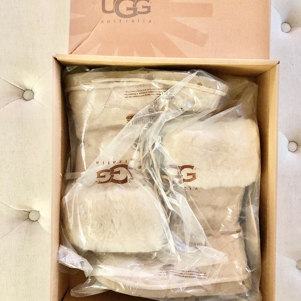 Ugg Montclair - Picture 10 of 10
